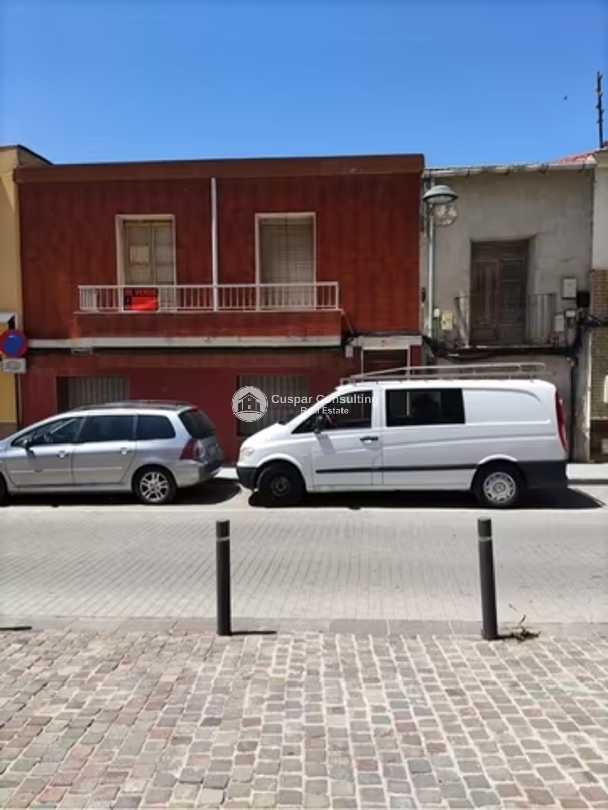 Aparcament de Casa adosada en venda en Orihuela amb Moblat