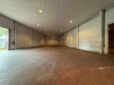 Industrial building to rent in Campus Norte - San Caetano