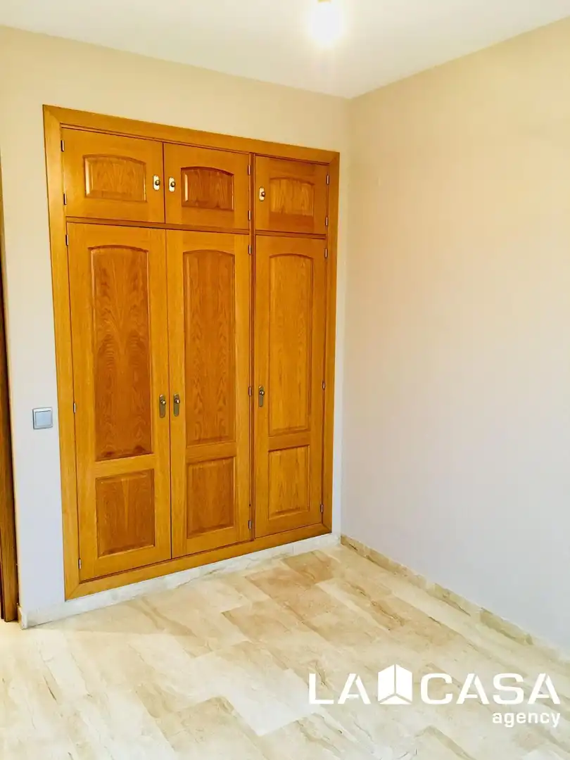 Wohnung zur Miete in Calle BOTICA, Arenal - La Pólvora