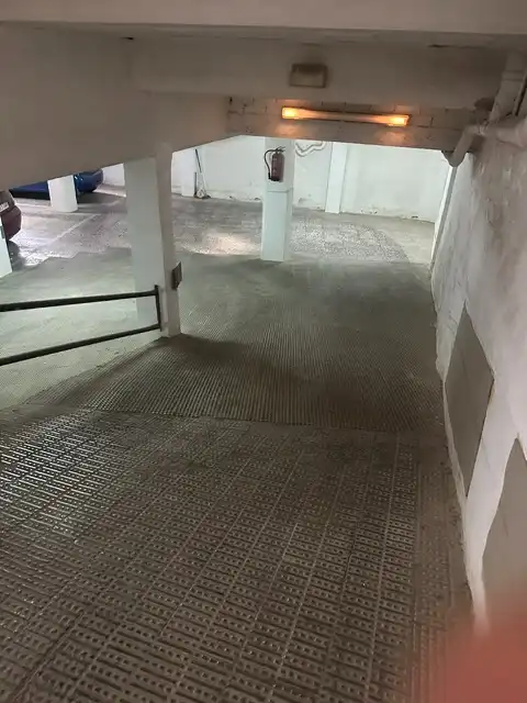Garaje en venta en Elche / Elx