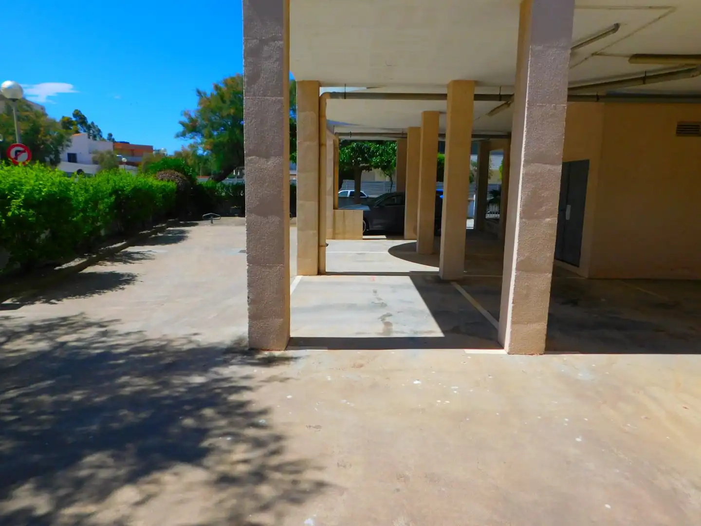 Individual for sale in Salatar