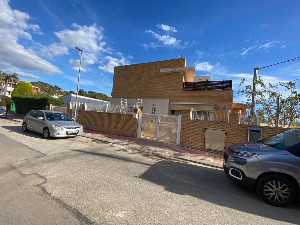 Vista exterior de Garatge en venda en  Tarragona Capital