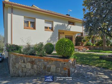 Maison avec balcon à vendre à Canovelles