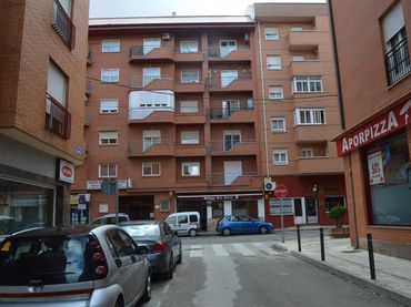 Business premises for sale in Juan De La Cierva