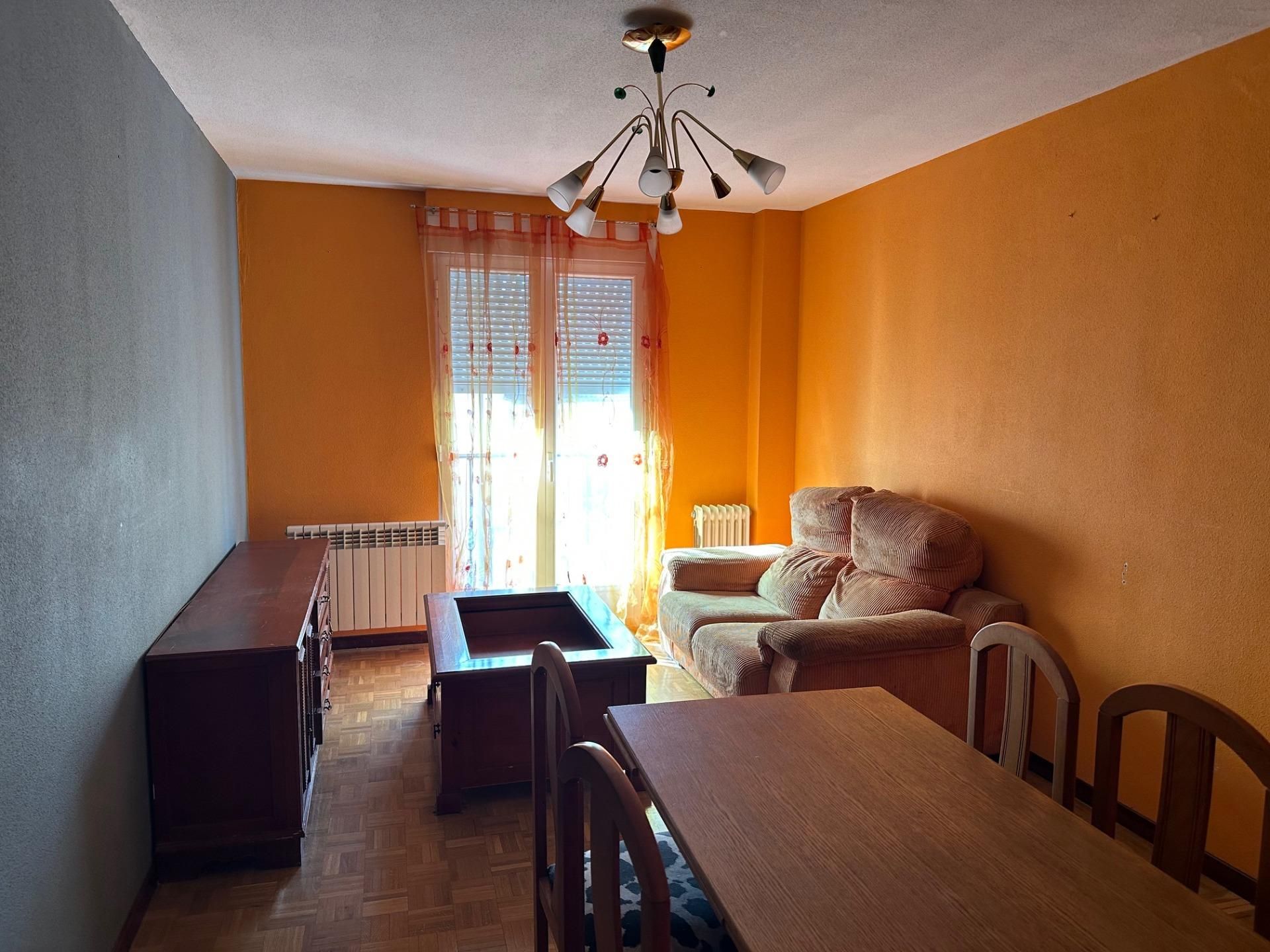 Living room of Flat for sale in Tudela de Duero  with Heating and Parquet flooring