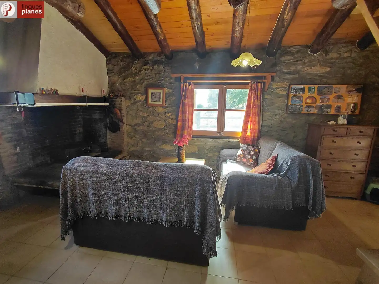 Living room of Houses for sale in Les Valls de Valira  with Private garden and Furnished