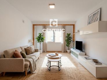 Flat with lift for sale in Llevant