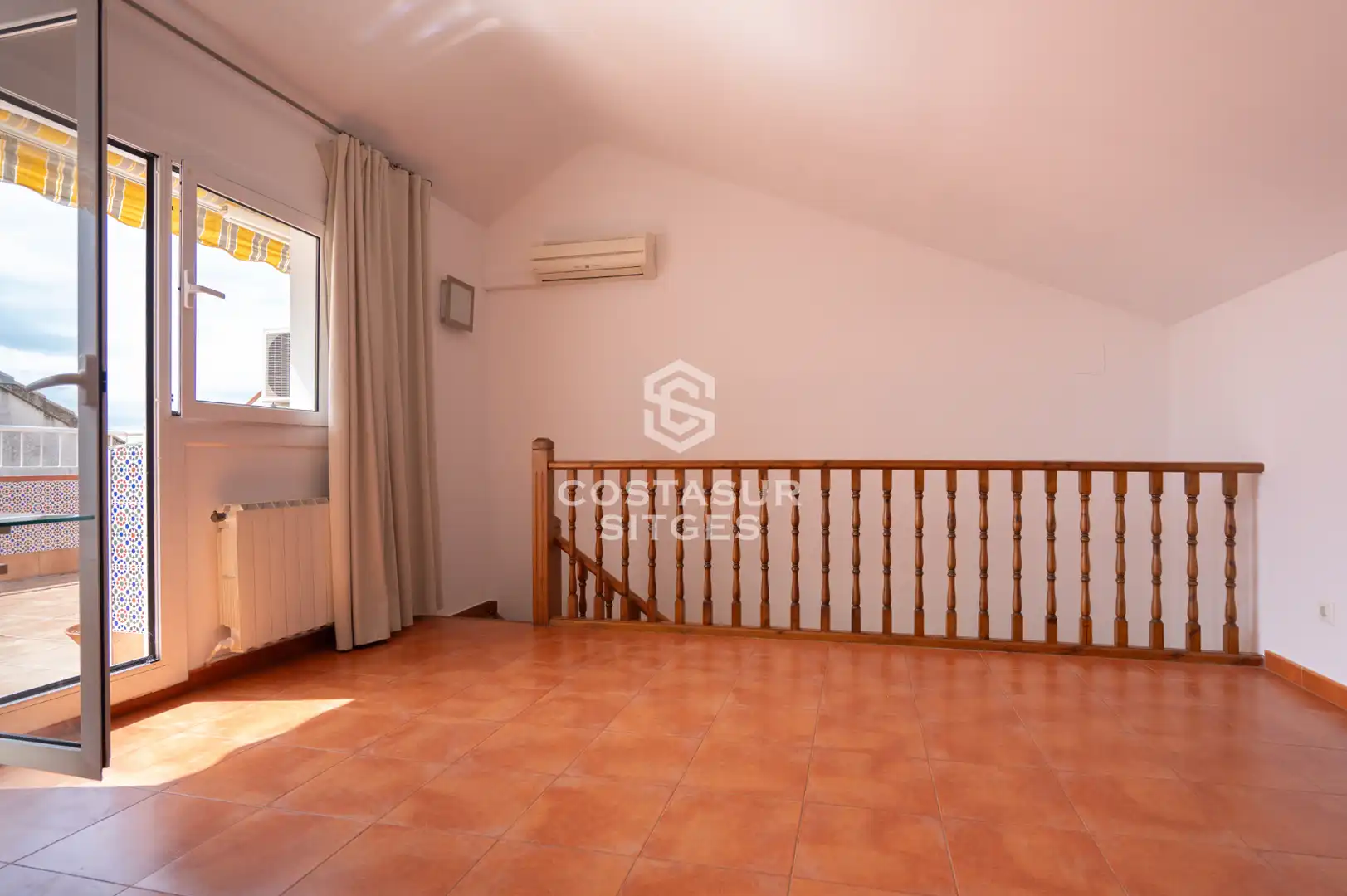Casa adosada en venda en Sant Pere de Ribes amb Aire condicionat, Calefacció i Parquet