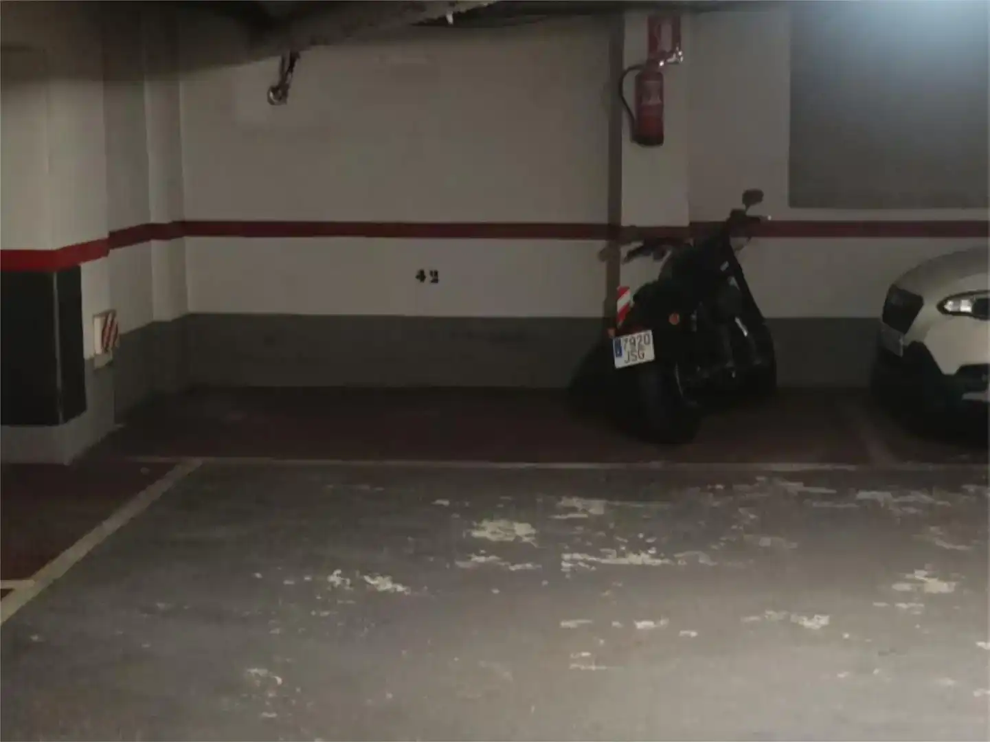 Parking of Garage for rent in Valencia