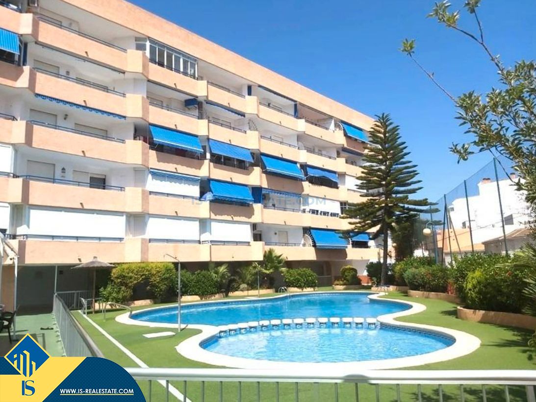Vista exterior de Estudi en venda en Torrevieja amb Aire condicionat, Calefacció i Terrassa