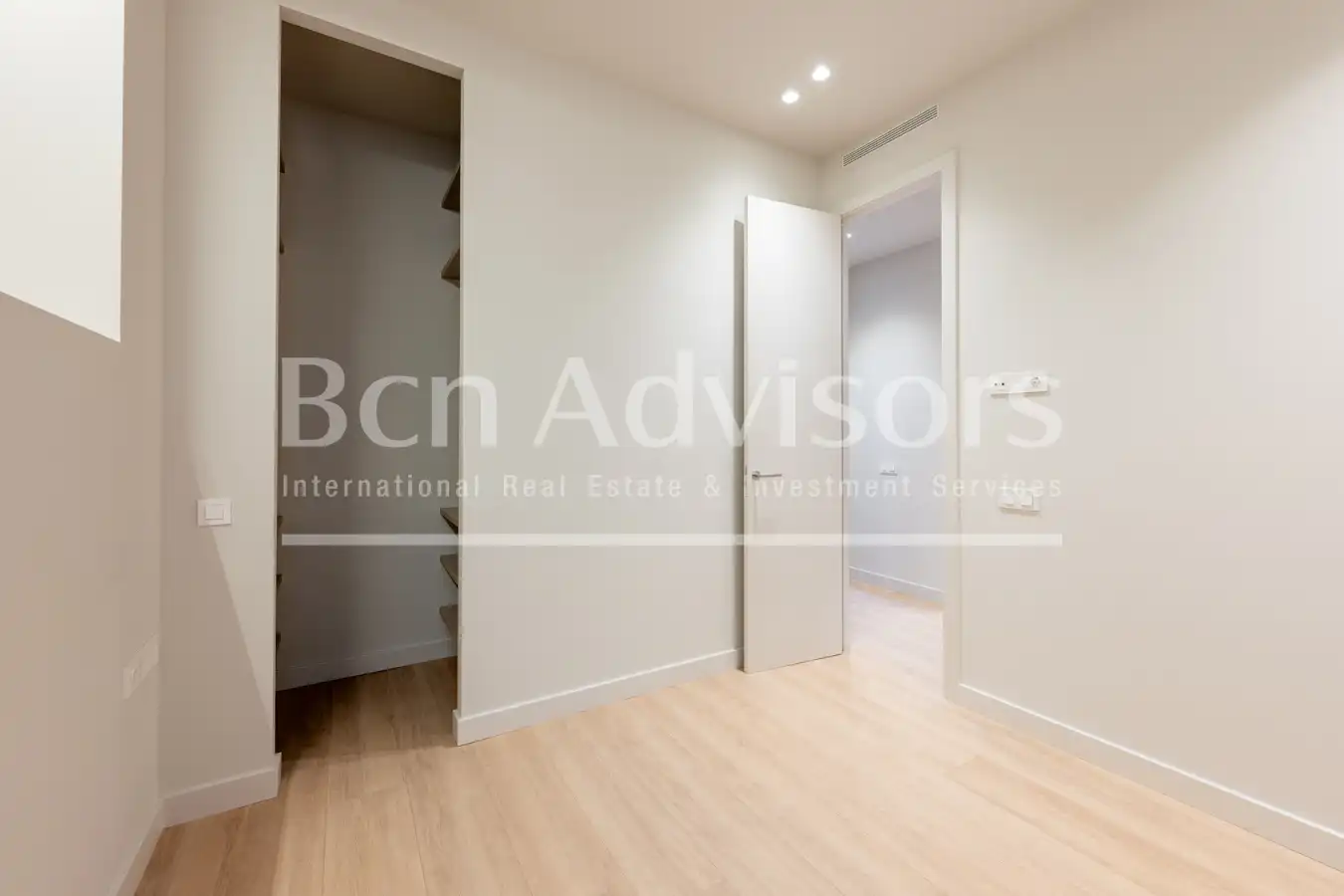 Piso con terraza en venta en Carrer del Consell de Cent, imagen 38