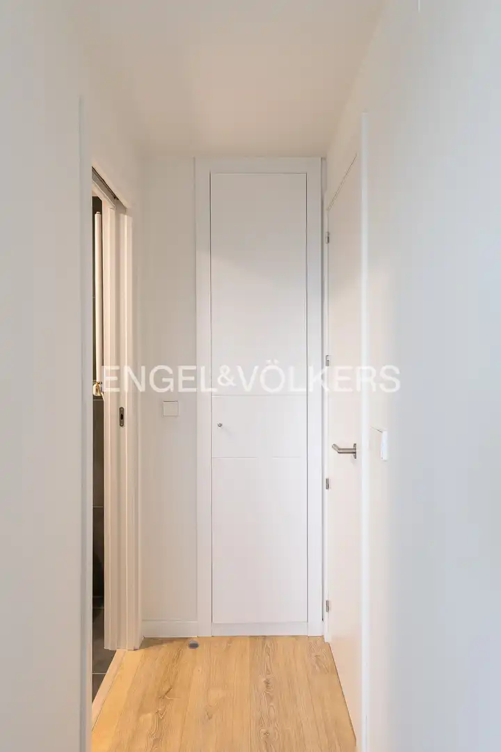Wohnung zum Verkauf in Madrid mit Klimaanlage, Heizung und Privatgarten