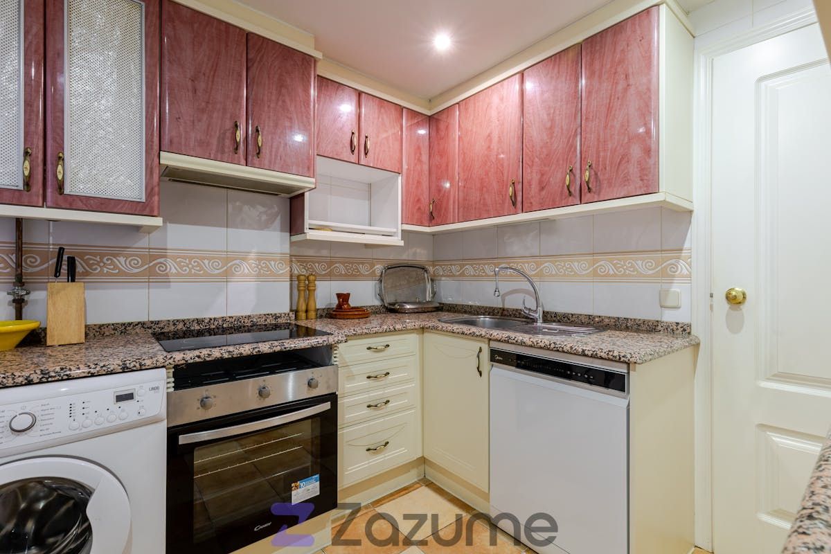 Cuina de Pis de lloguer en  Madrid Capital amb Aire condicionat, Calefacció i Parquet