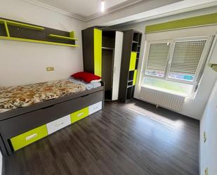 Bedroom of Flat for sale in Avilés  with Heating and Balcony