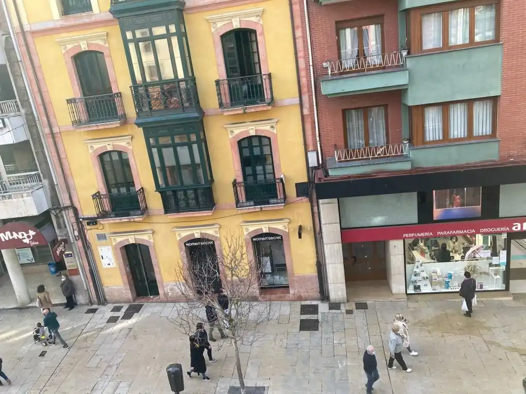 Flat for rent in Calle de la Cámara, Centro