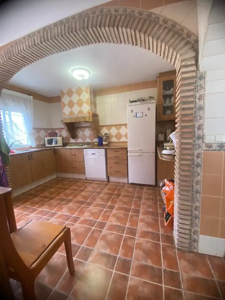 Cuina de Casa o xalet en venda en La Pobla de Tornesa amb Jardí privat, Terrassa i Traster