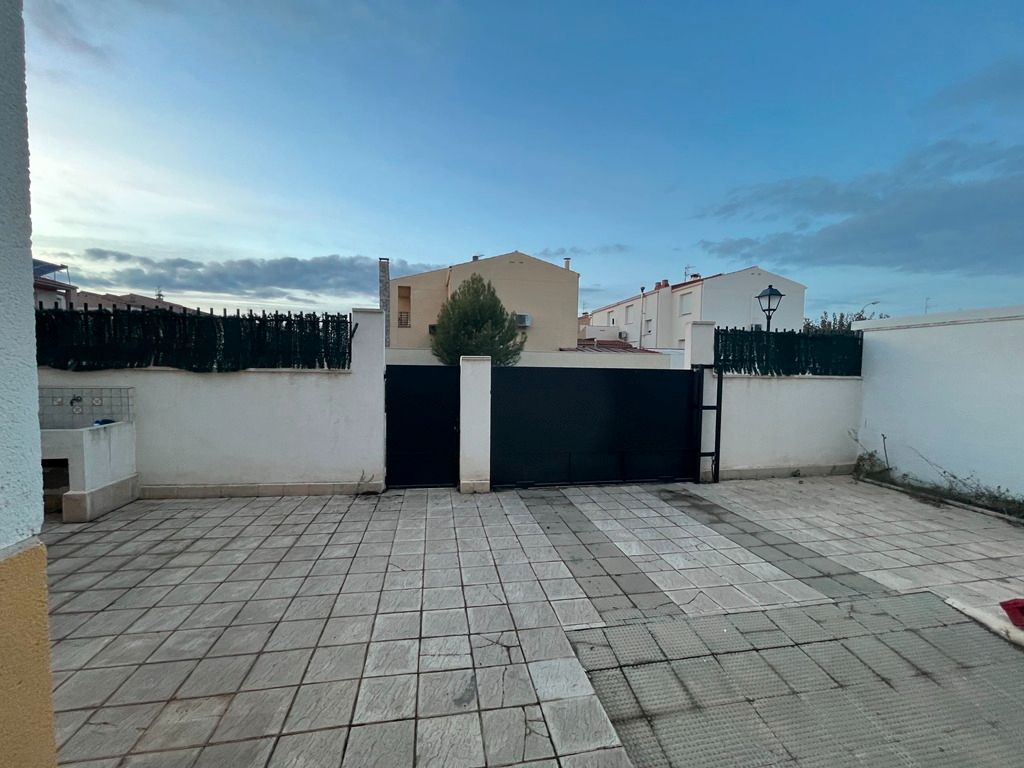 Vista exterior de Casa o xalet en venda en  Albacete Capital amb Aire condicionat, Calefacció i Terrassa