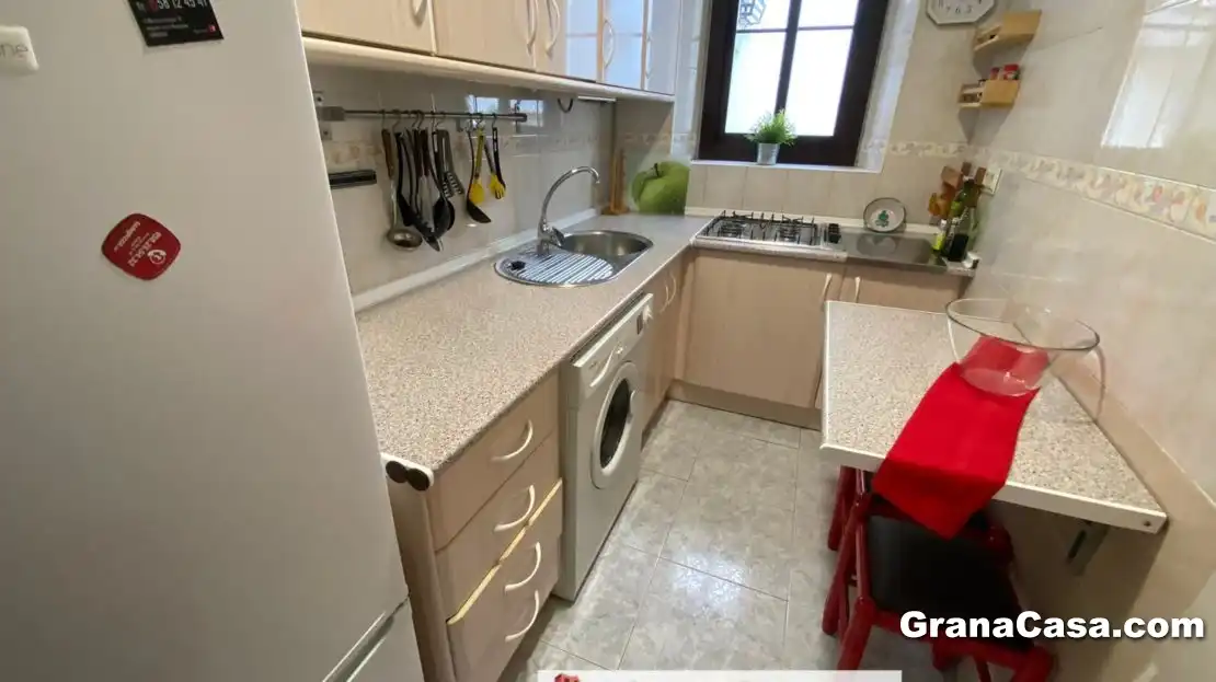 Kitchen of Flat for rent in Granada  with Air Conditioner, Heating and Furnished