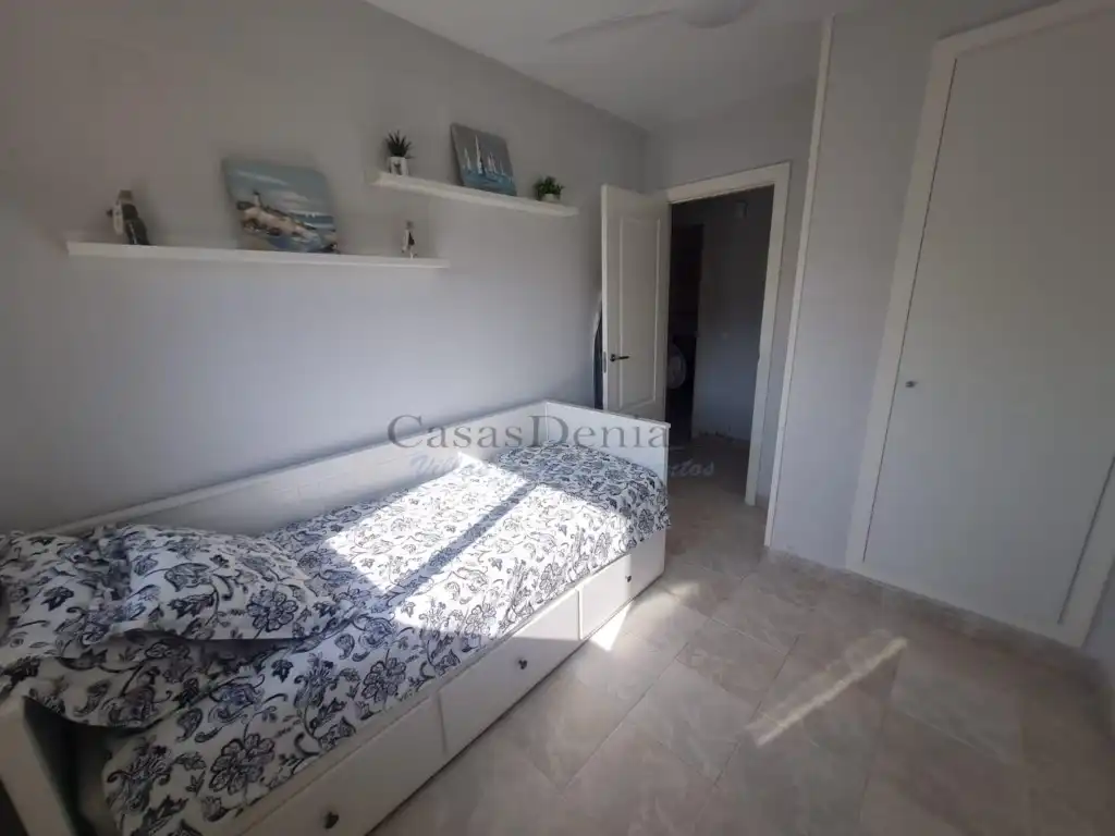 Apartament amb ascensor en venda a Carrer Llac Baikal, imagen 13