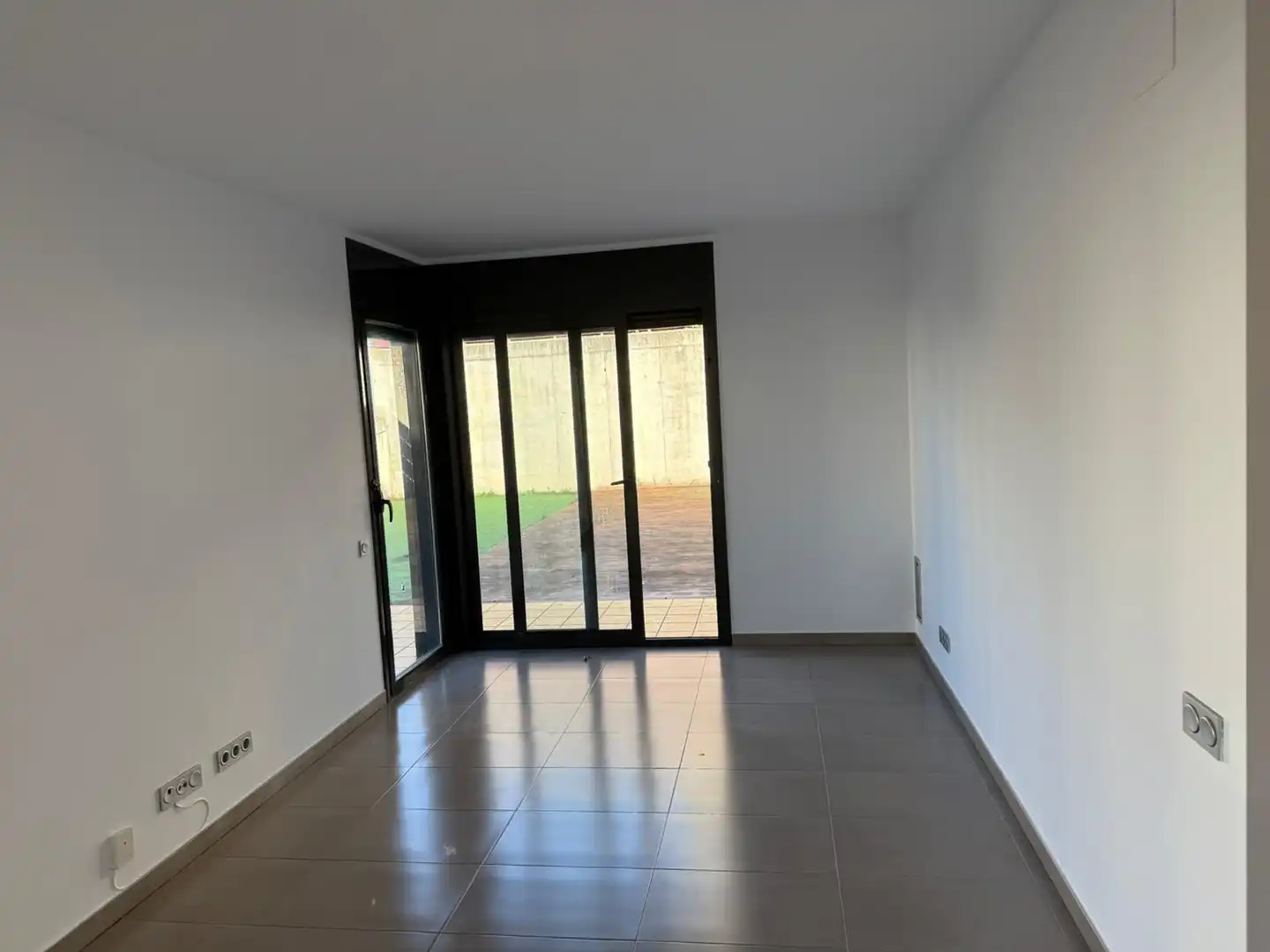 Sala d'estar de Planta baixa de lloguer en Les Franqueses del Vallès amb Jardí privat