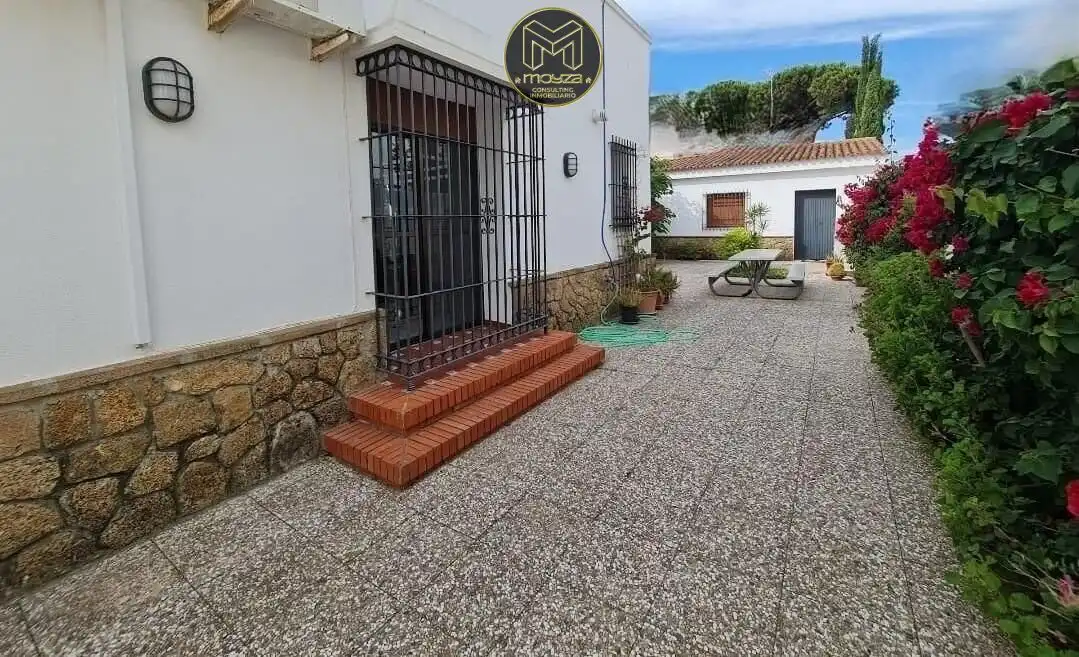Exterior view of Houses for sale in Rota  with Air Conditioner, Terrace and Storage room