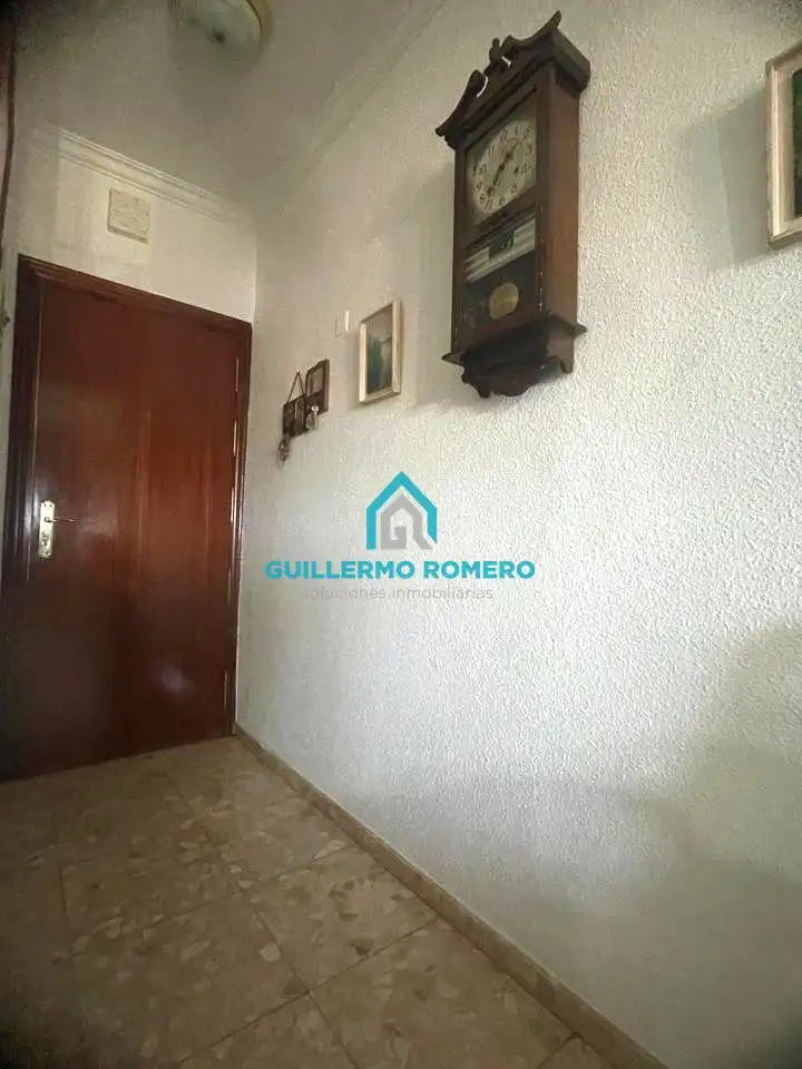 Wohnung zum Verkauf in La Puebla del Río mit Klimaanlage und Terrasse
