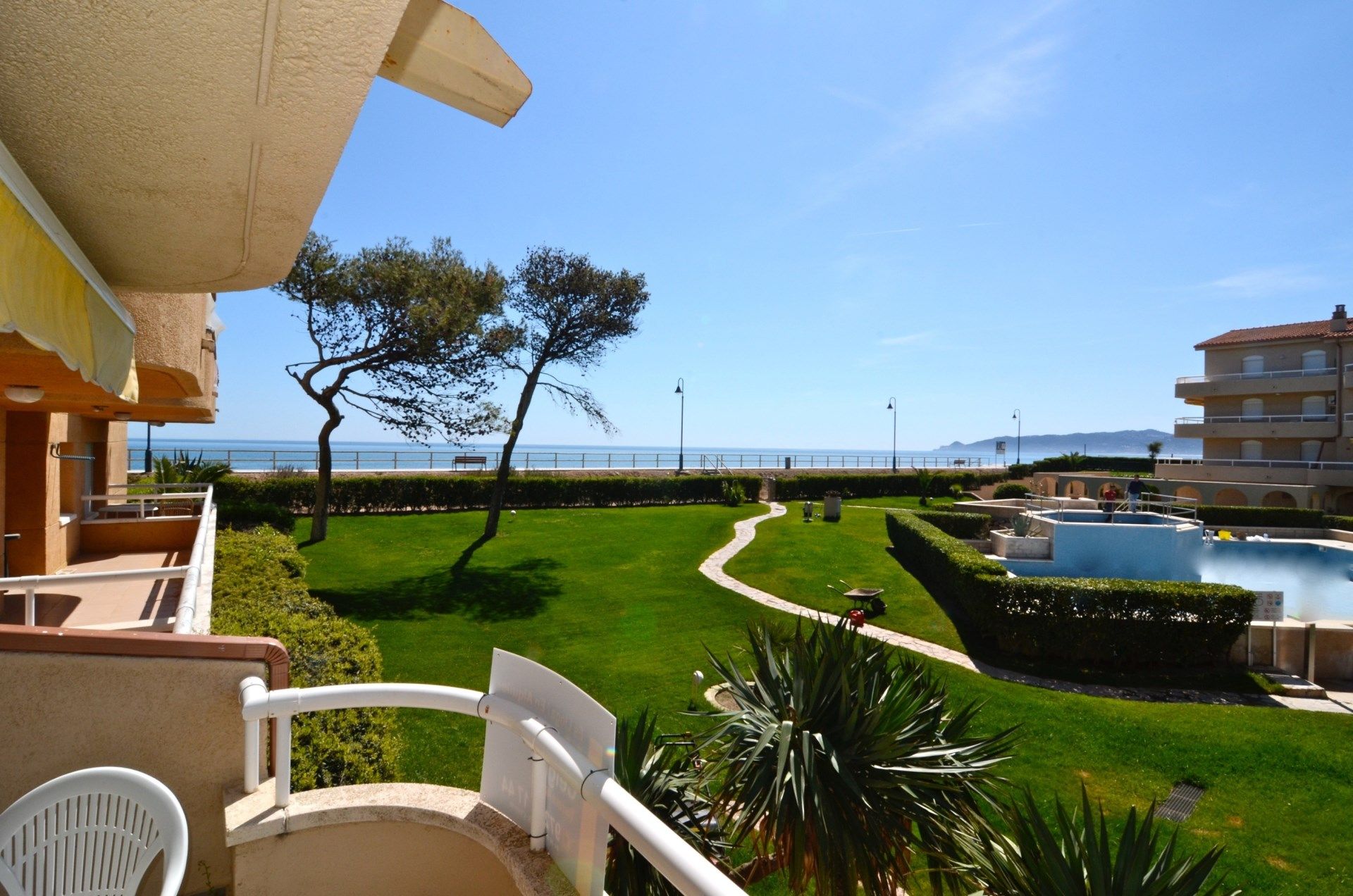 Jardín de Planta baja en venta en L'Estartit con Terraza, Piscina y Balcón