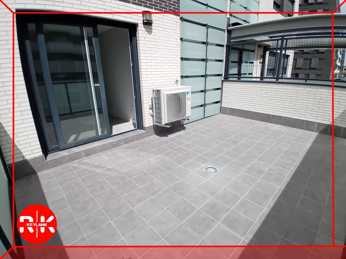Terrace of Flat to rent in  Madrid Capital  with Air Conditioner, Heating and Terrace