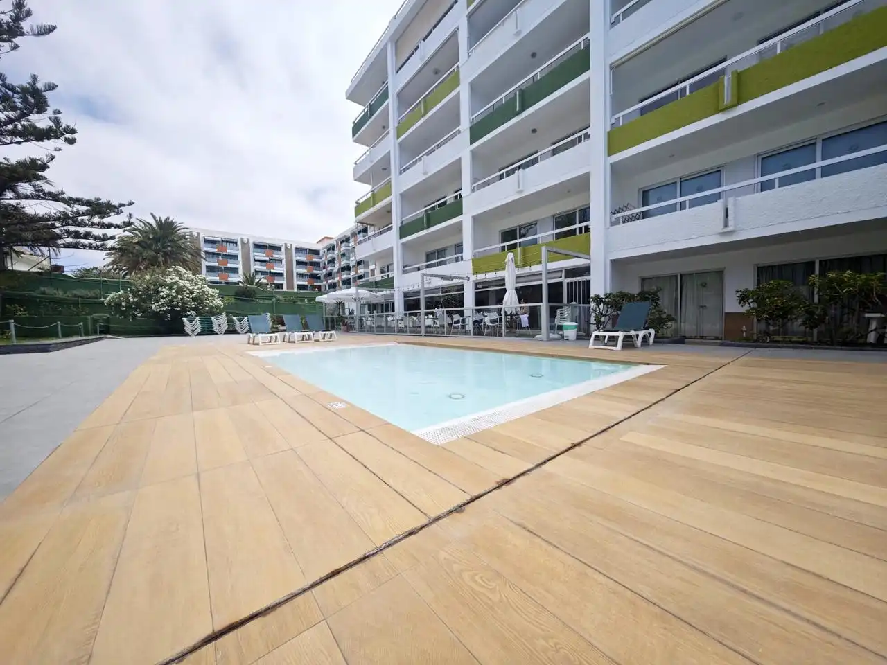 Piscina de Planta baja de alquiler en San Bartolomé de Tirajana con Terraza, Amueblado y Internet