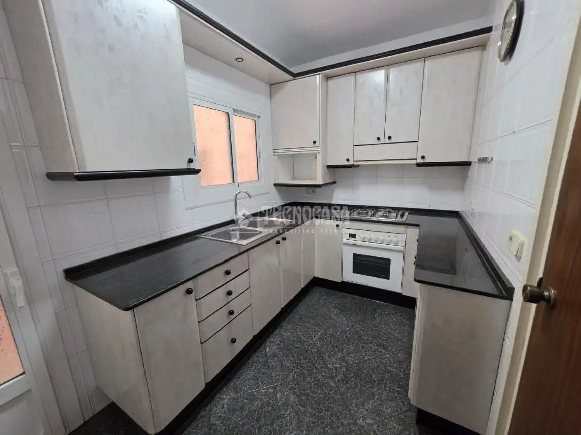 Kitchen of Flat for sale in Sant Vicenç Dels Horts  with Heating and Terrace