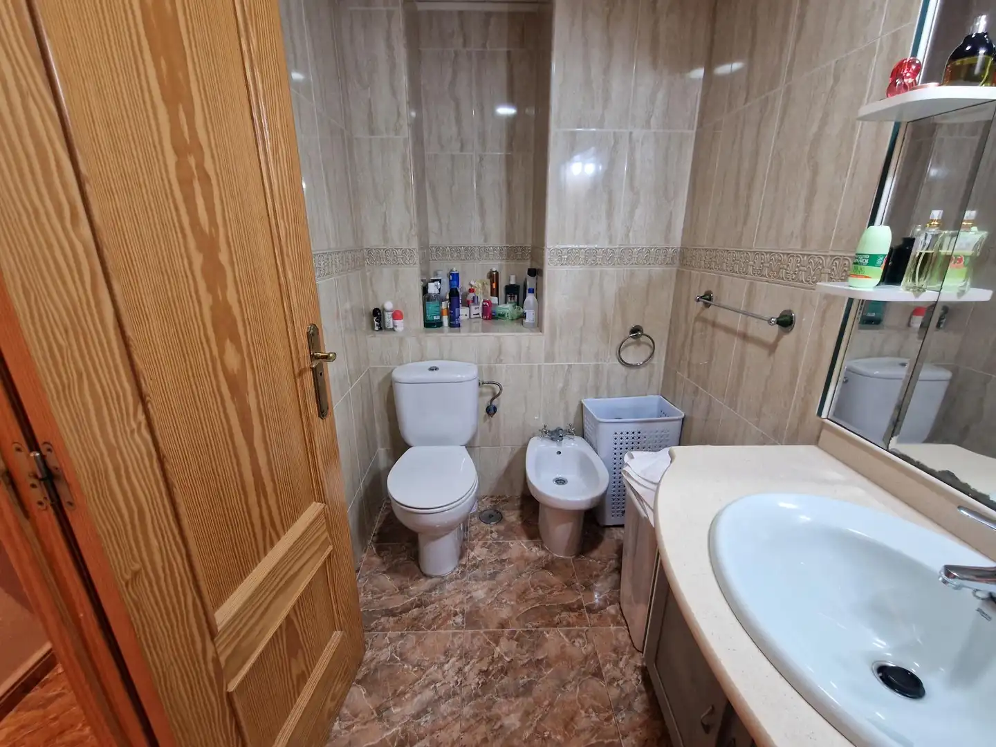 Baño de Piso en venta en Águilas con Aire acondicionado, Amueblado y Balcón