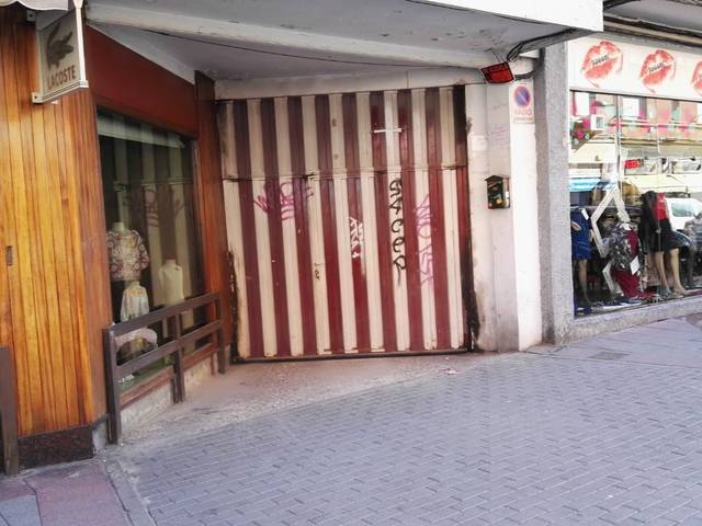 Garaje en Alquiler en Calle de Boltaña, 24 en Canillejas