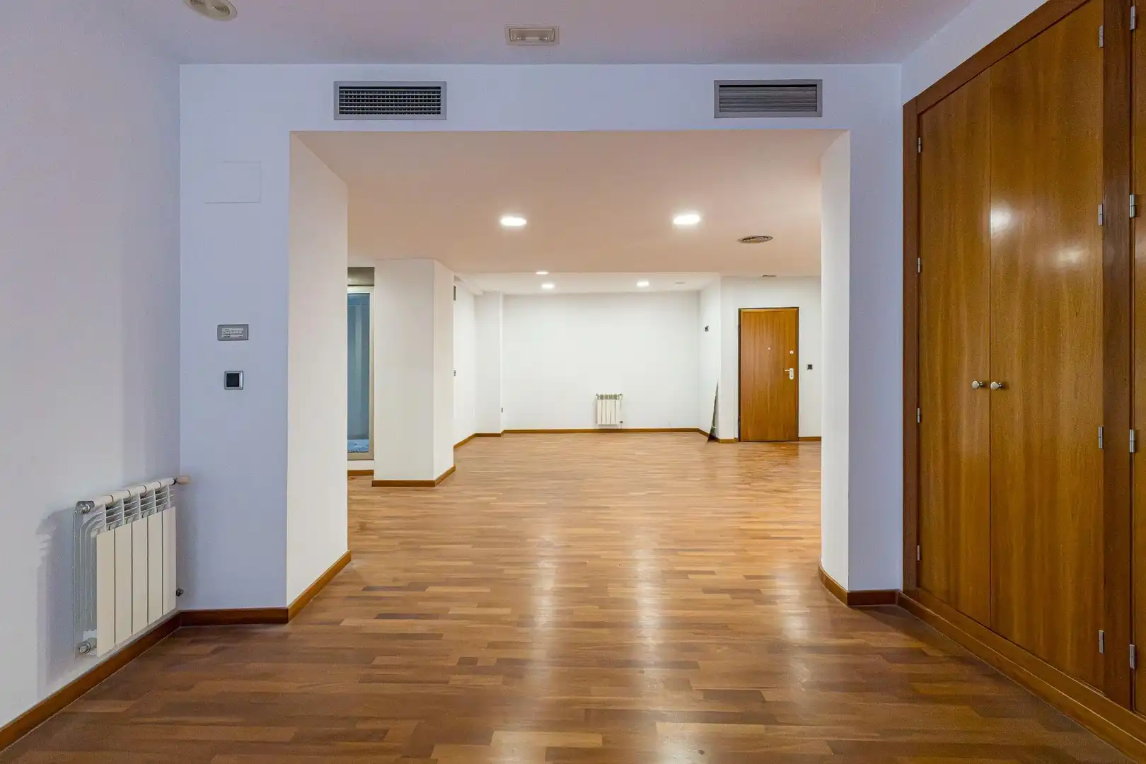 Flat for sale in Murcia  with Air Conditioner and Heating