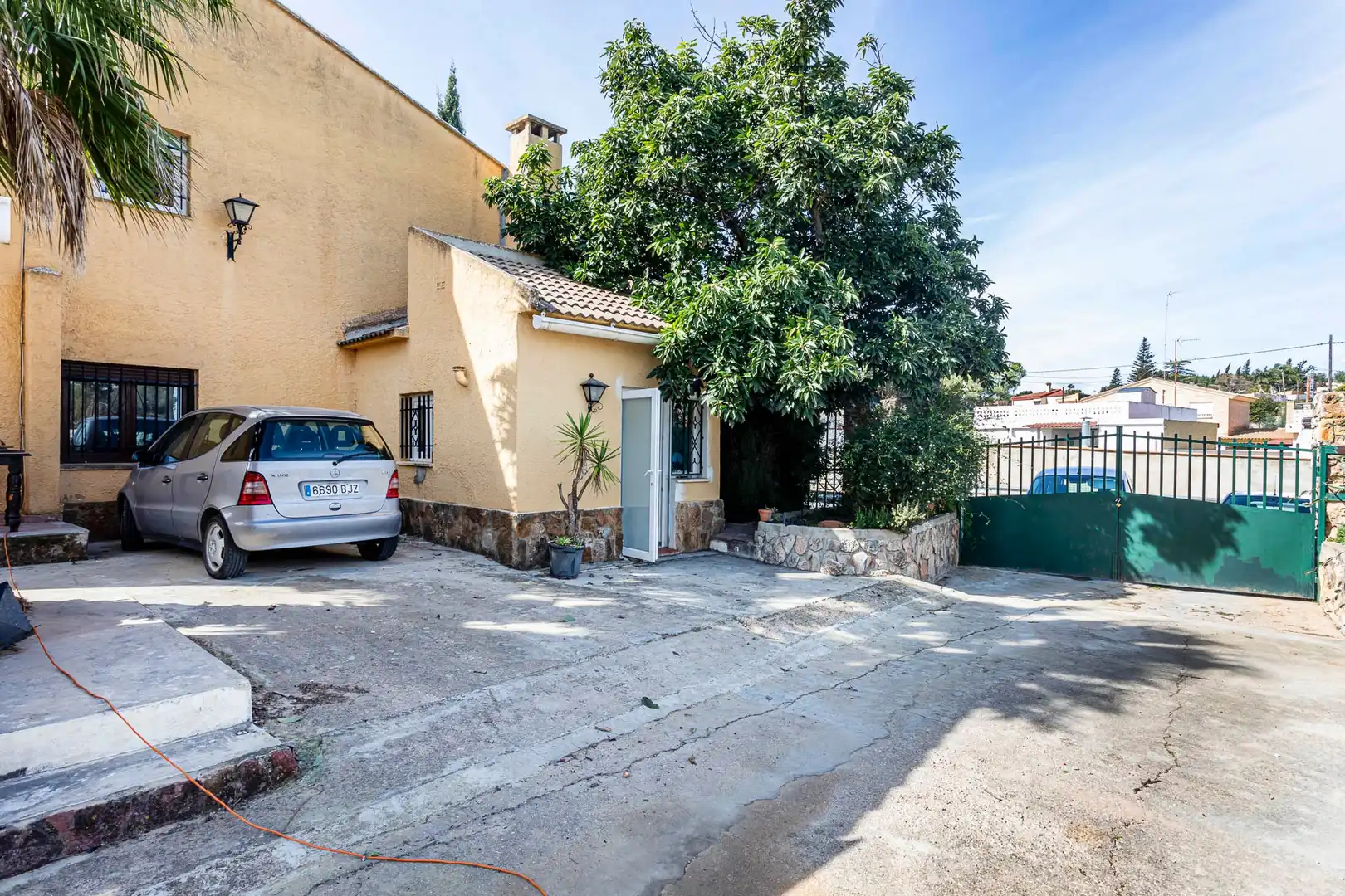 Exterior view of Houses for sale in Godelleta  with Heating, Private garden and Terrace