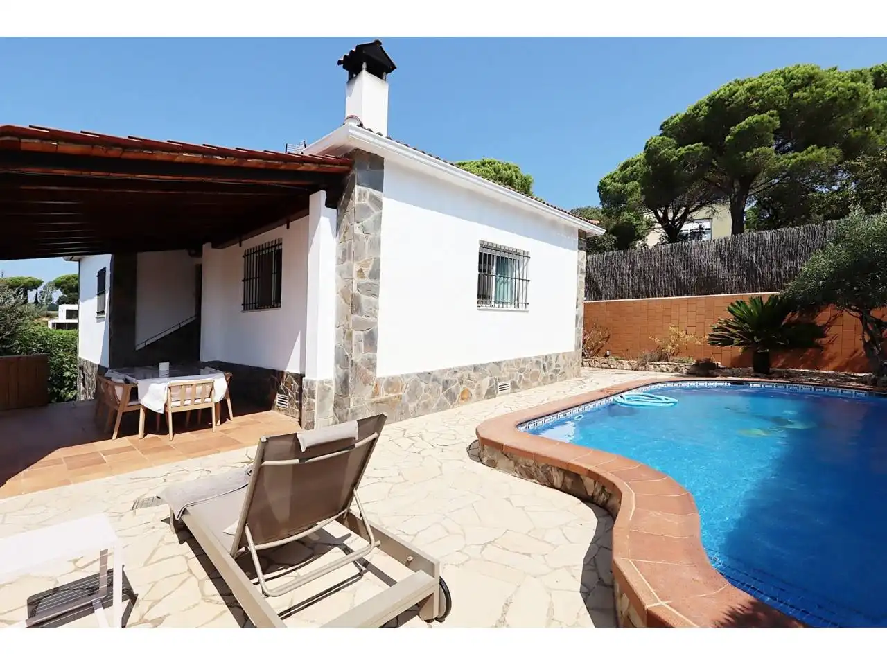 Exterior view of Houses for sale in Lloret de Mar  with Heating, Private garden and Parquet flooring