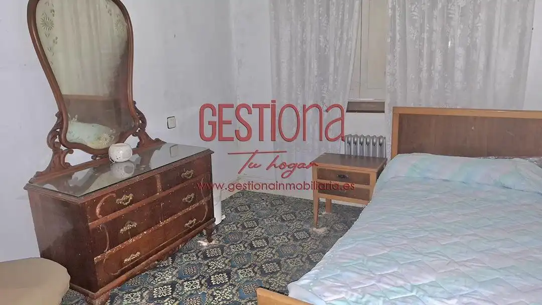 Habitación de Finca rústica en venta en Riotuerto con Jardín privado y Balcón