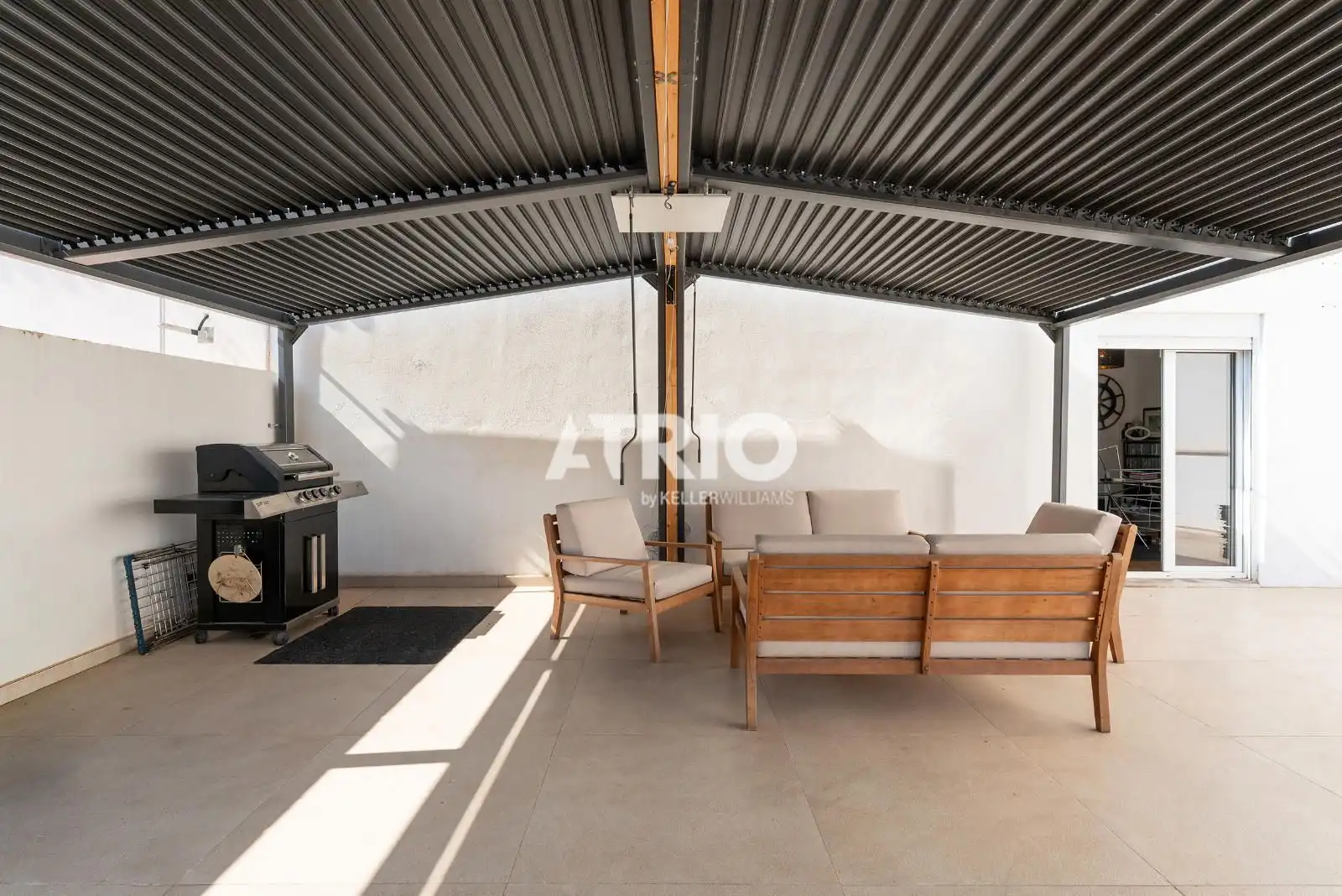 Terrasse von Haus oder Chalet zum Verkauf in  Palma de Mallorca mit Klimaanlage, Privatgarten und Terrasse