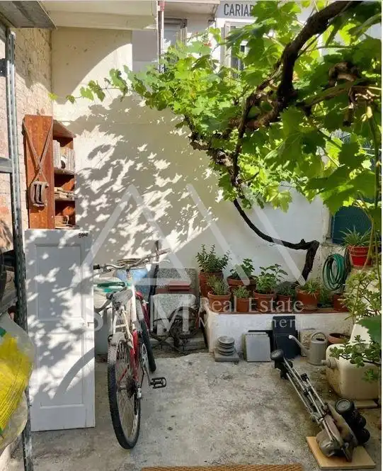Exterior view of Ground floor for sale in Barcelona  with Terrace