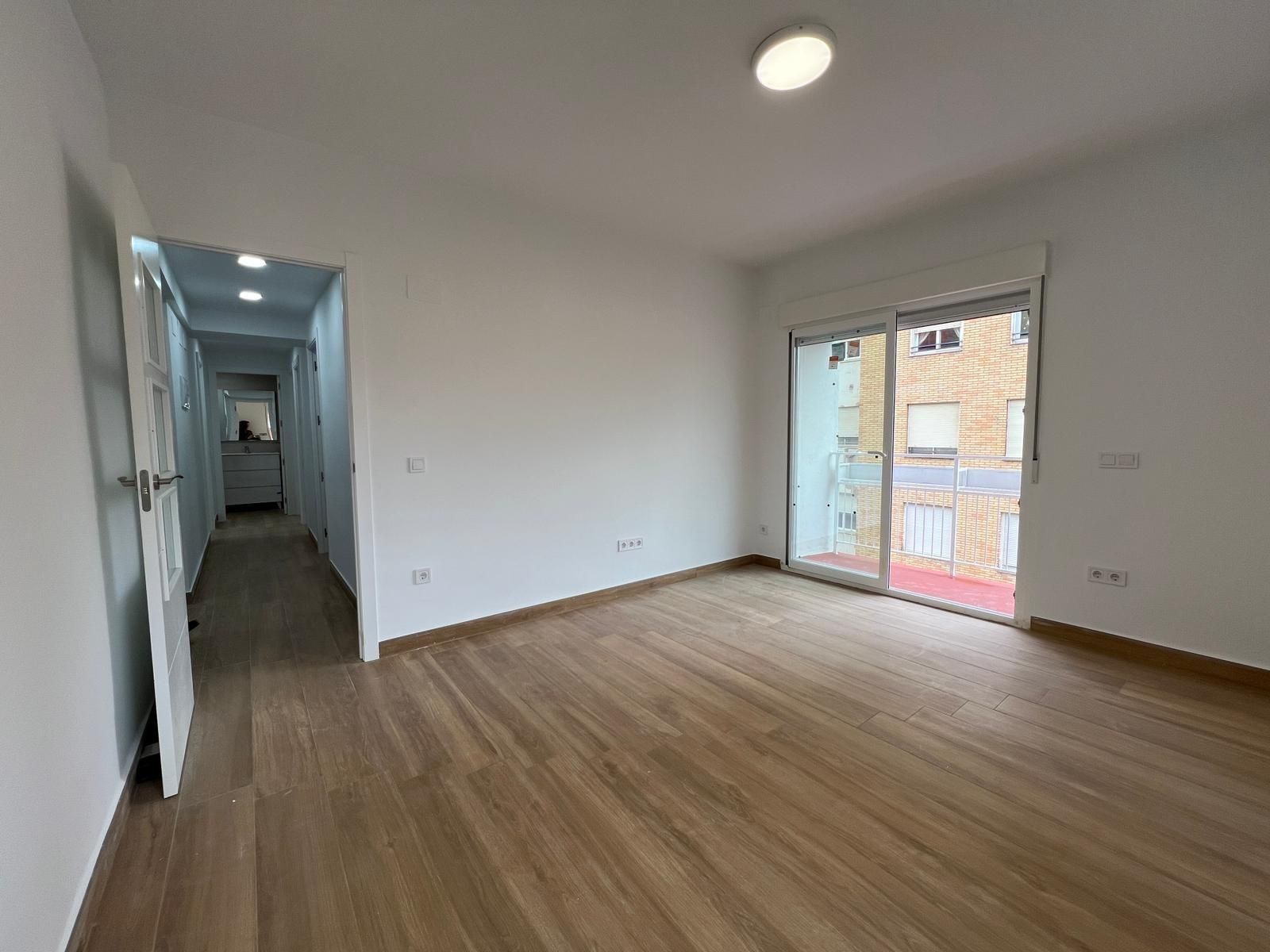 Flat for sale in Avenida MEDINA AZAHARA, 47, Ciudad Jardín - Zoco, Poniente-Sur