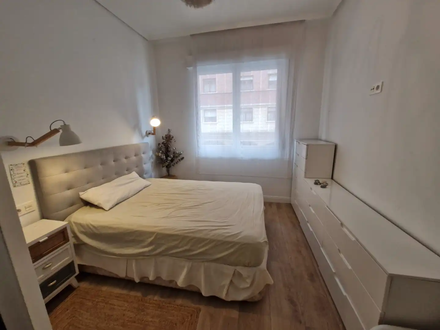 Bedroom of Flat for rent in Bilbao   with Heating, Parquet flooring and Furnished