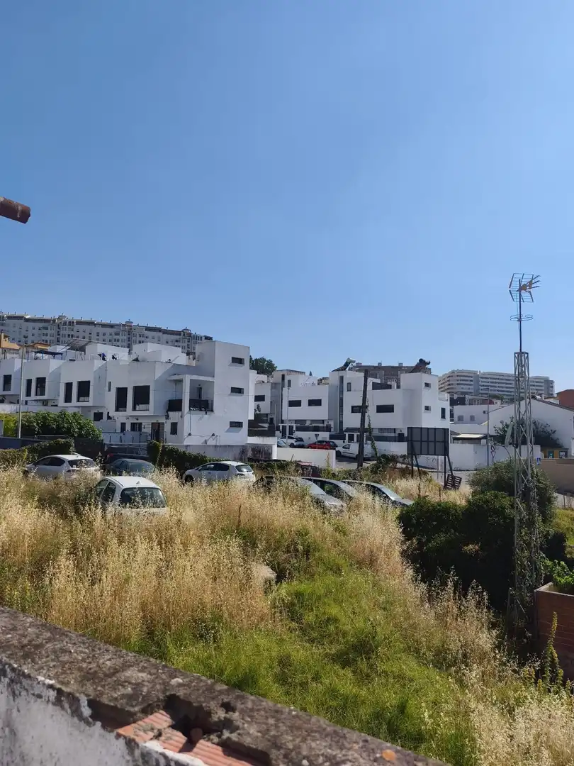 Außenansicht von Haus oder Chalet zum Verkauf in Algeciras