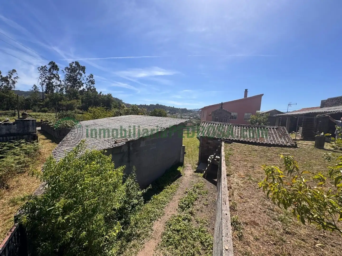 Country house zum Verkauf in Pontevedra Capital  mit Heizung, Privatgarten und Möbliert