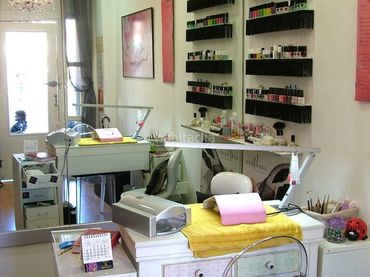 Business premises to rent in Plaza Andalucía 8