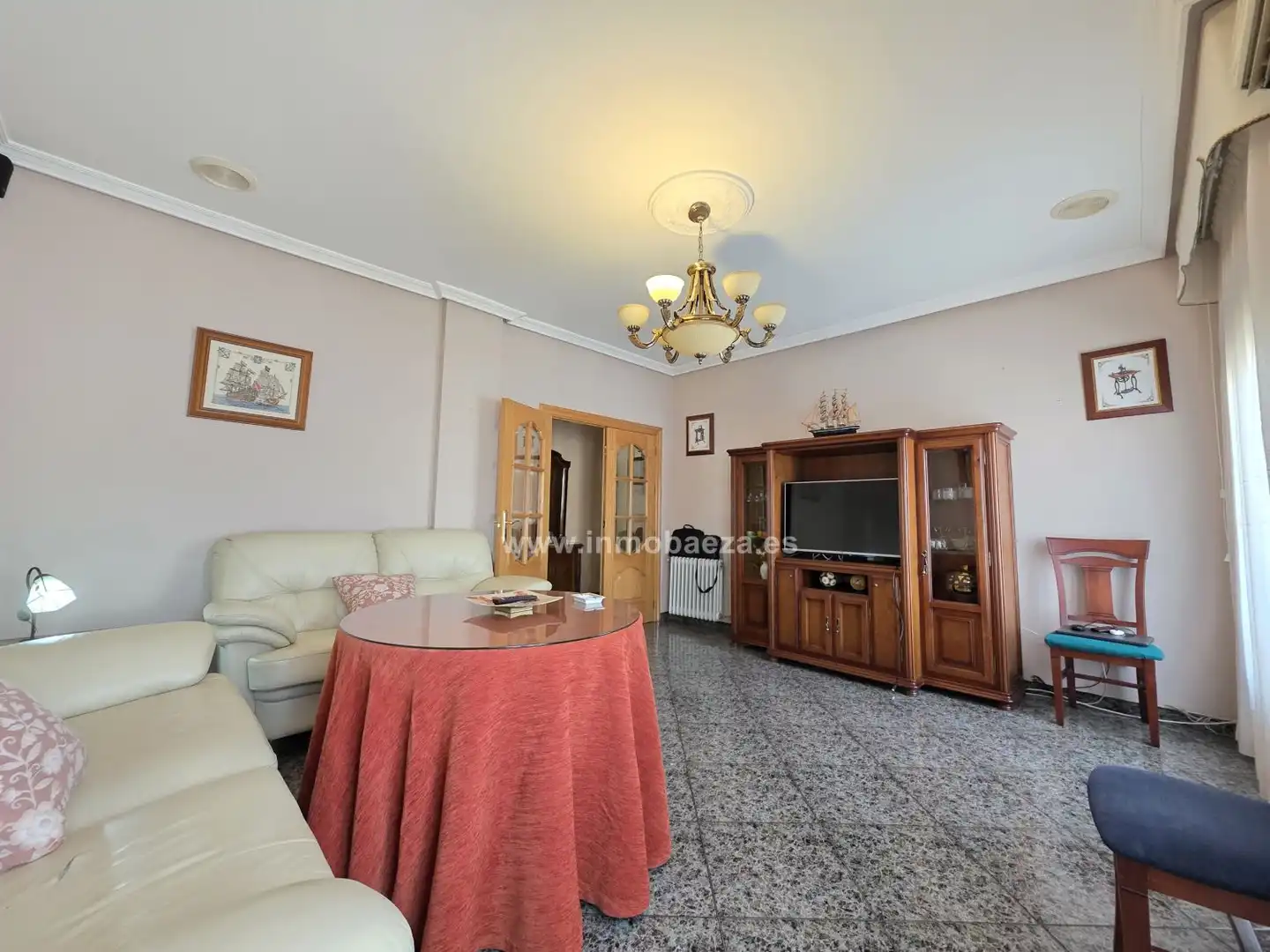 Sala de estar de Piso en venta en Ibros con Aire acondicionado y Balcón