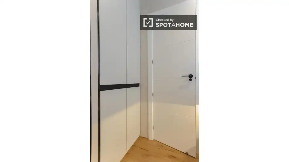 Appartamento con terrazza in affitto a Ciutat Vella, imagen 16