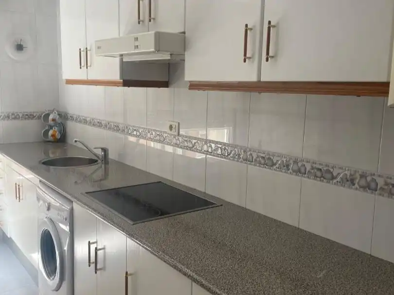 Küche von Wohnung zur Miete in Noia