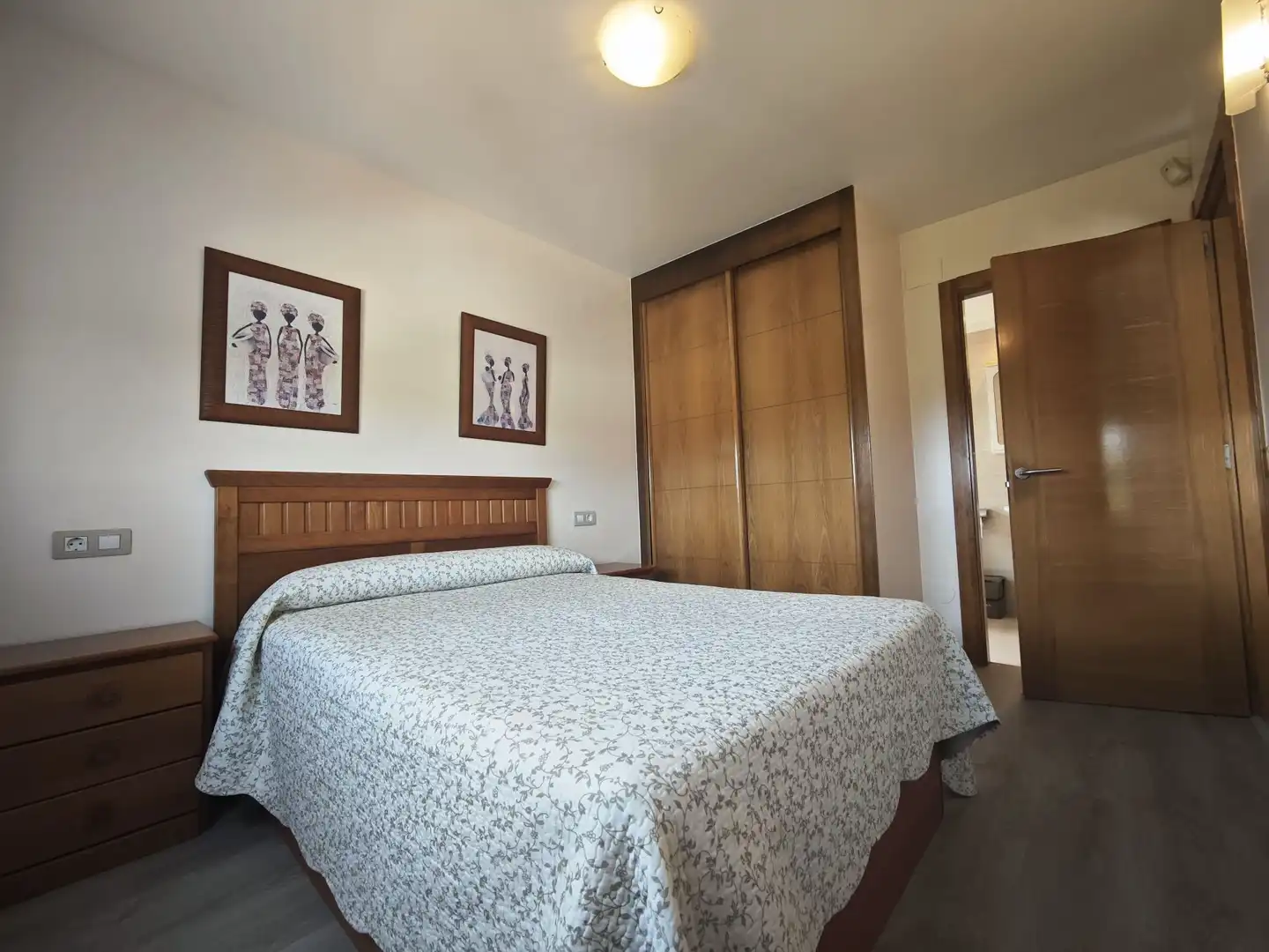 Bedroom of Flat for sale in Llanes  with Heating, Storage room and Furnished