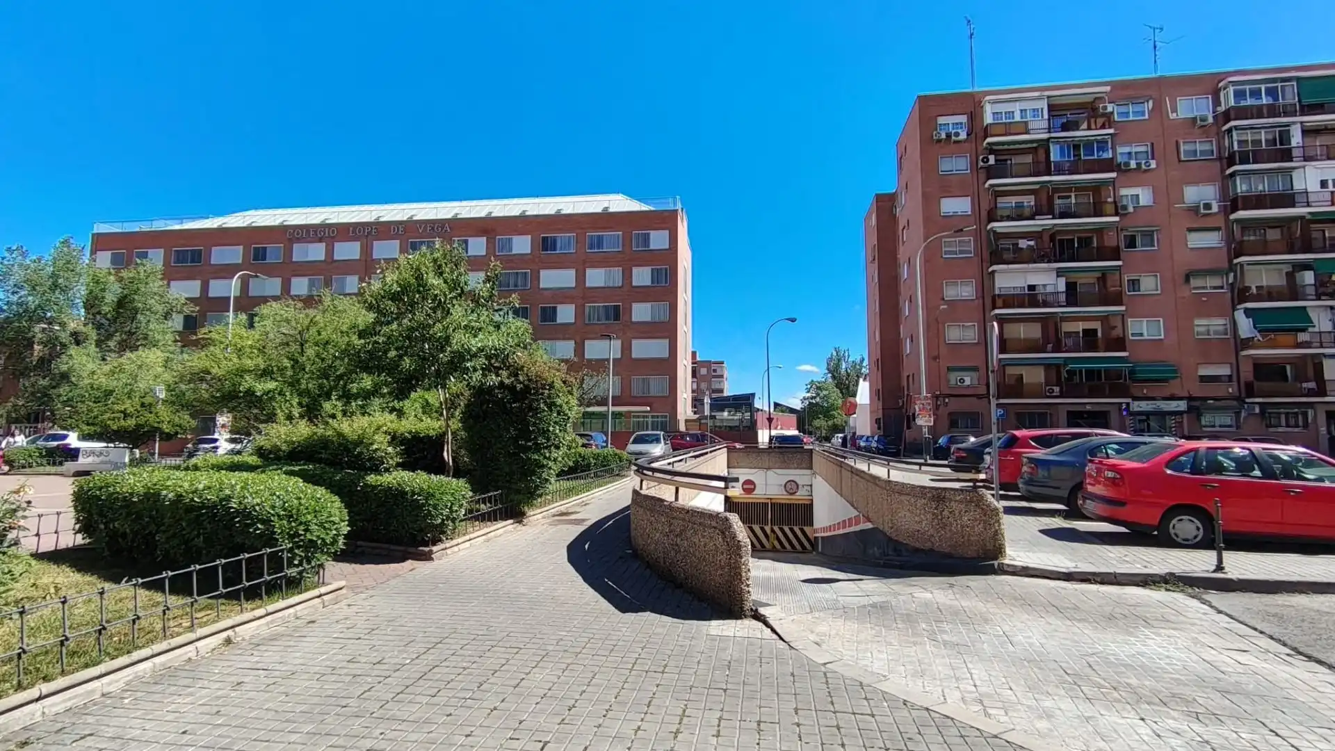 Vista exterior de Piso en venta en Alcalá de Henares con Aire acondicionado, Calefacción y Terraza