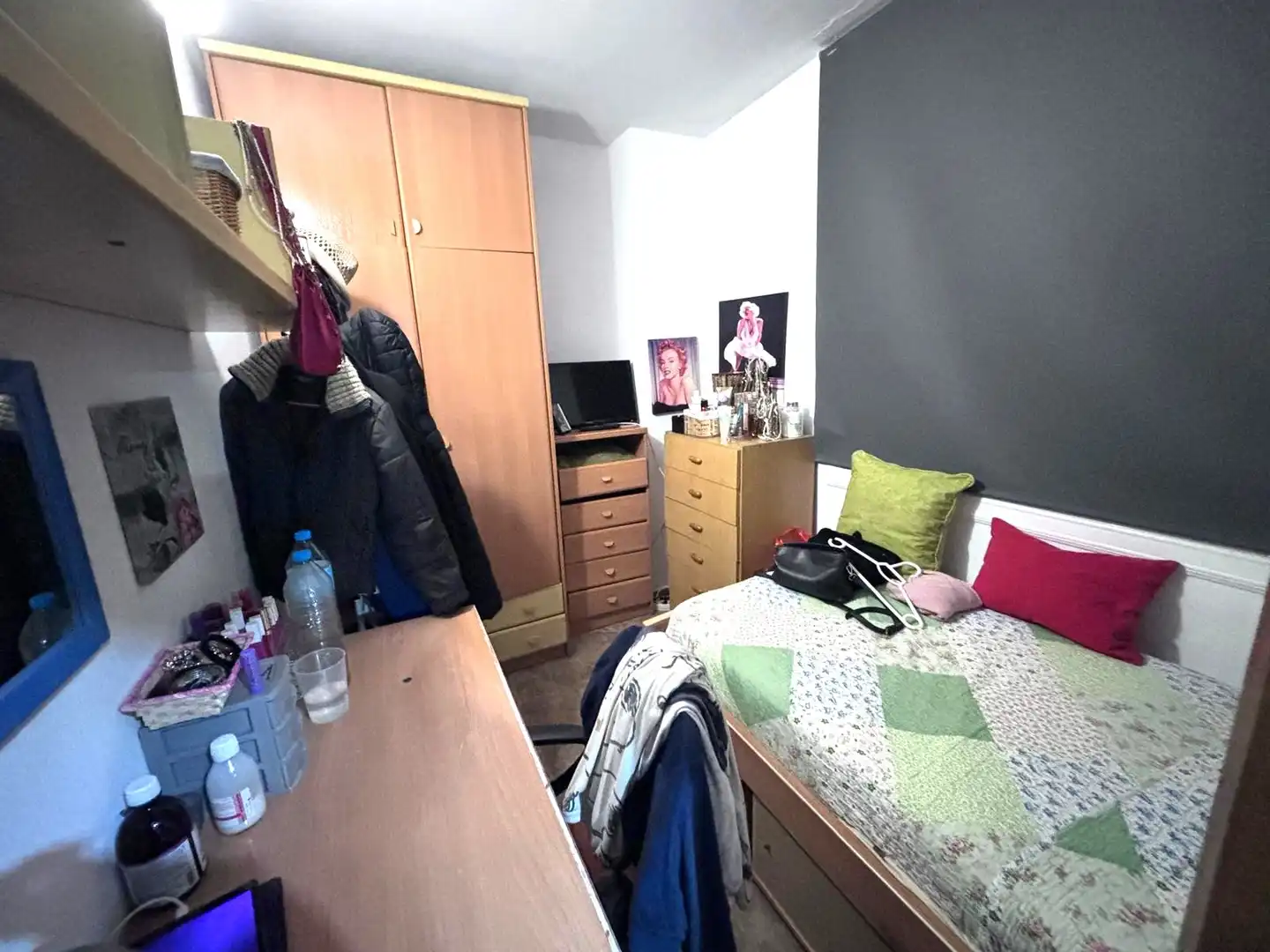 Dormitori de Dúplex en venda en L'Hospitalet de Llobregat amb Aire condicionat, Calefacció i Balcó