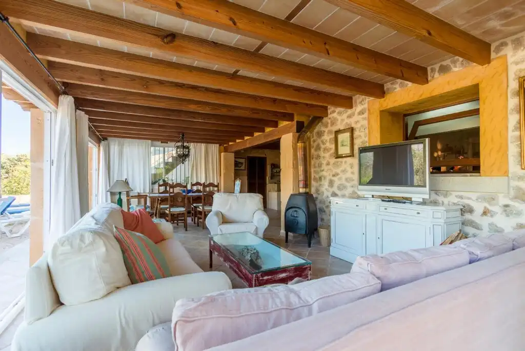 Sala de estar de Finca rústica en venta en Pollença con Jardín privado, Terraza y Piscina